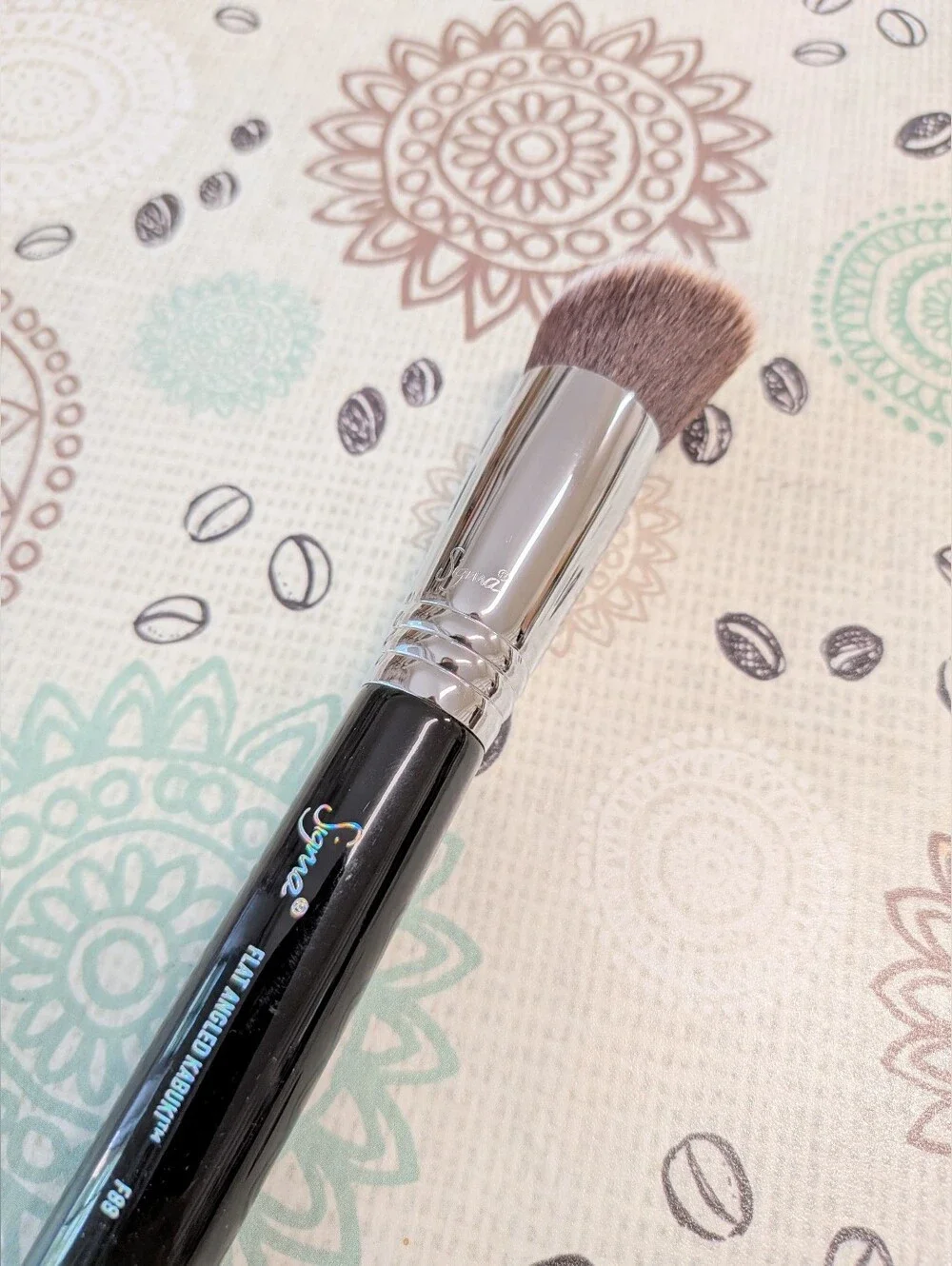 Sigma Beauty F88 Flat Angled Kabuki Brush
